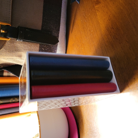 Coach Mini Picture Books - Picture 11 of 11